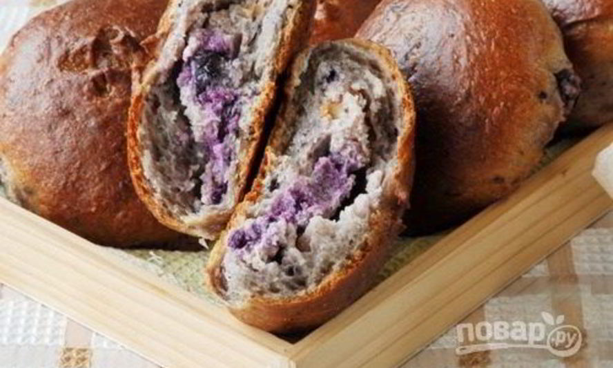Рецепт пирожков с черникой на кефире