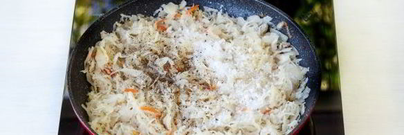 пирожки с капустой из слоеного теста