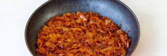 пирожки с капустой из слоеного теста