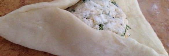 пирожки с сыром и зеленью лодочки