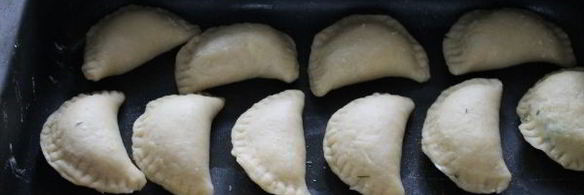 пирожки с творогом и зеленью