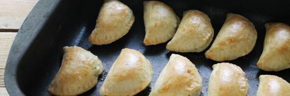 пирожки с творогом и зеленью