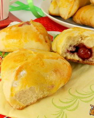 Пирожки с вишней духовые