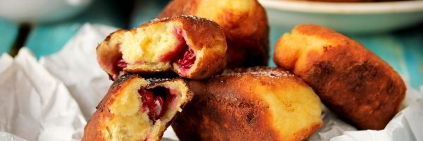 Пирожки с вишней