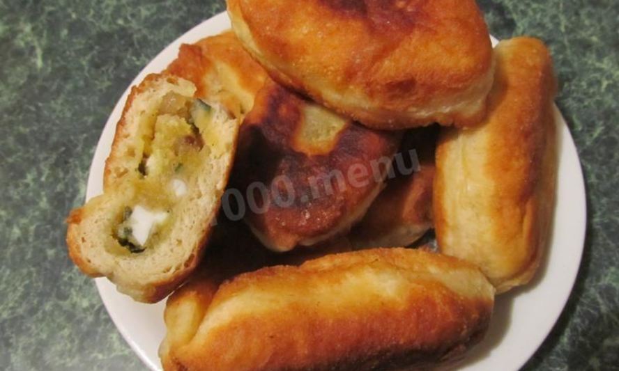 Рецепт пирожков жареных на дрожжах на сковороде