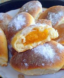 Сладкие пирожки с вареньем в духовке