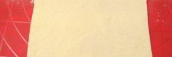 слоеные пирожки с мясом и помидорами