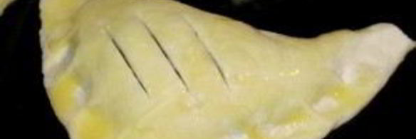 слоеные пирожки с мясом