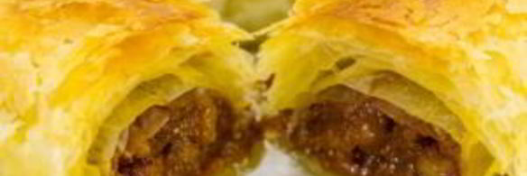 слоеные пирожки с орехами и вареной сгущенкой