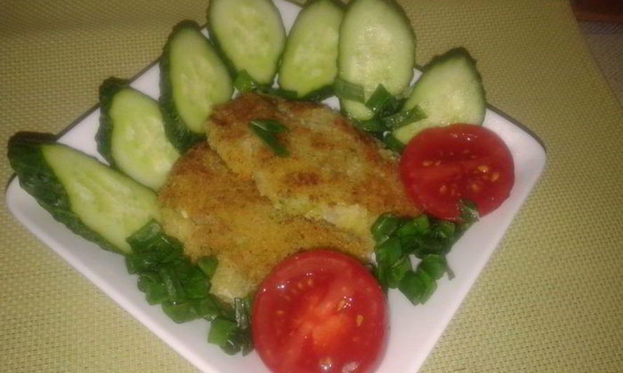 Рецепт жареных пирожков из савойской капусты с яйцом и опятами