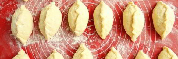 жареные пирожки из творожного теста