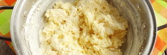 жареные пирожки из творожного теста