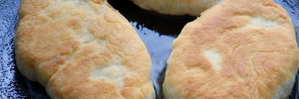 жареные пирожки с картофелем и баклажанами