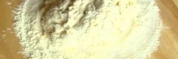 жареные пирожки с вишней на кефире