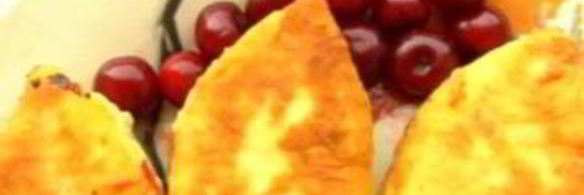 жареные пирожки с вишней на кефире