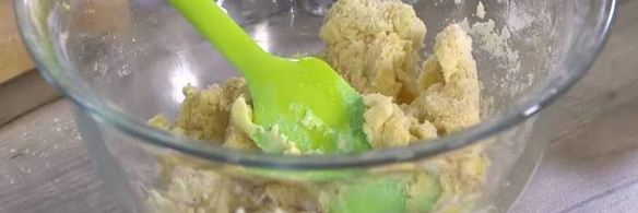 лимонные пирожные с маракуйей