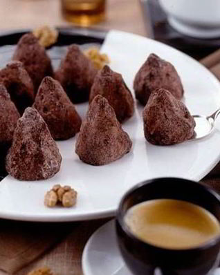 Нежные шоколадно-бисквитные пирожные