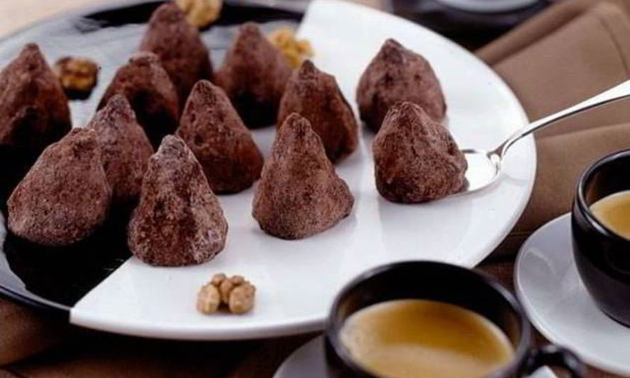 Рецепт нежных шоколадно-бисквитные пирожные