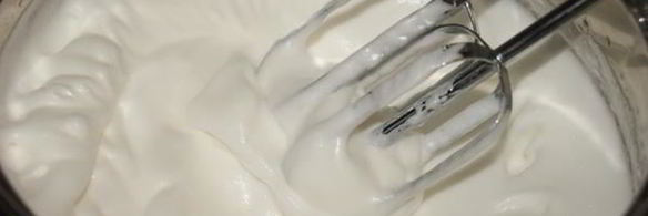 шоколадные пирожные с кремом