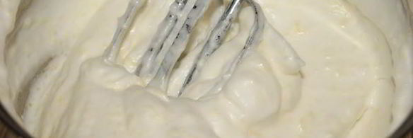 шоколадные пирожные с кремом