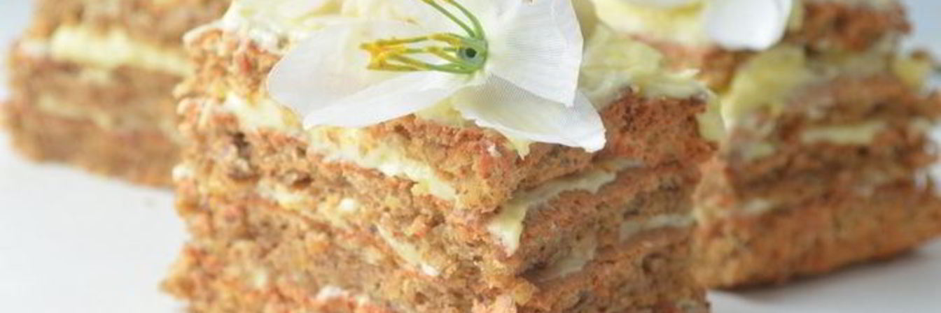 Воздушное миндальное пирожное с ванильным ароматом