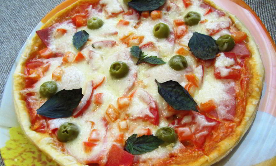 Рецепт итальянской пиццы с сыром моцарелла