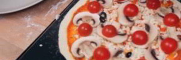 легкая пицца с хрустящей корочкой