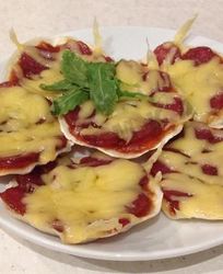 Мини-пиццы из лаваша