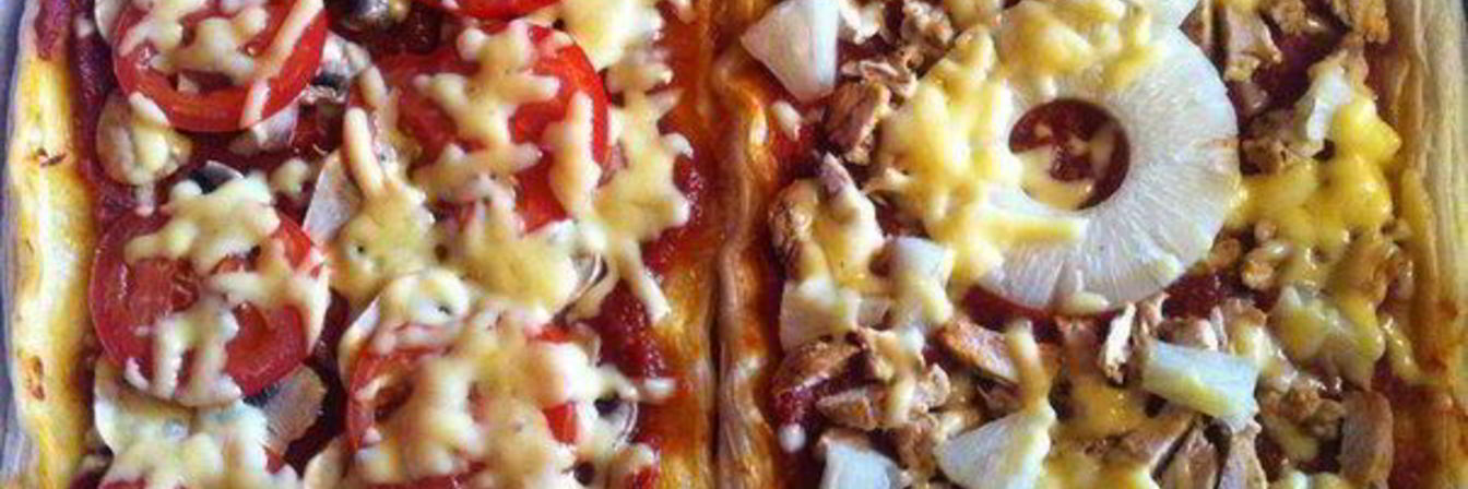 Пицца из слоеного теста