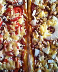 Пицца из слоеного теста