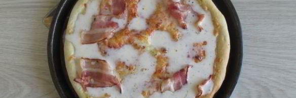 пицца карбонара