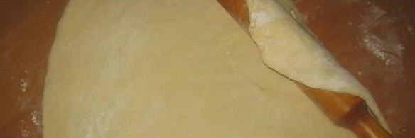 пицца на домашнем дрожжевом тесте