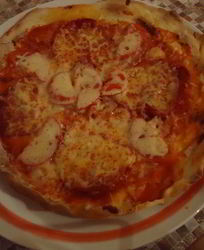 Пицца с колбасой чоризо