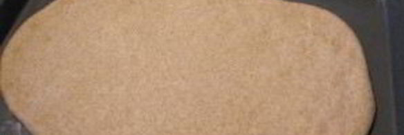 пицца с колбасой