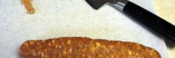 пицца с колбасой