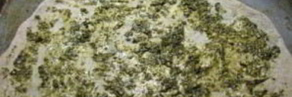 пицца с колбасой