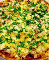 Пицца с курицей