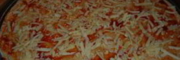 пицца с сосисками и сыром