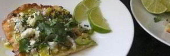 пицца с цуккини и кукурузой