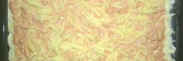 пицца с вареной колбасой