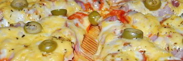 пицца с ветчиной и сыром