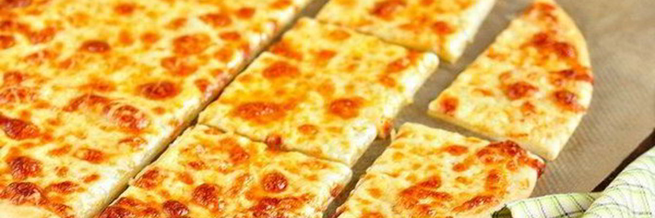 Сырная пицца с чесноком