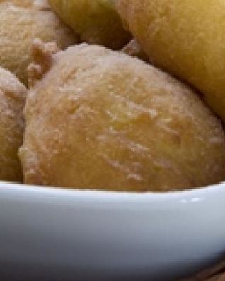 Яблочные пончики