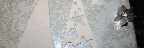 праздничные слойки с джемом