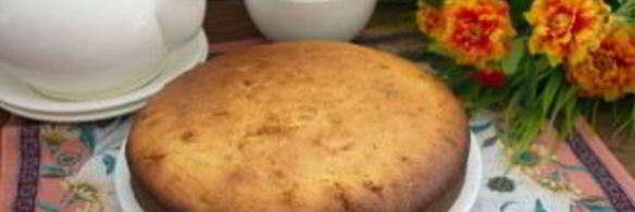 коврижка с вареньем на кефире