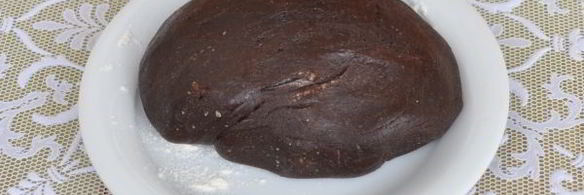 пряник шоколадный с вареньем