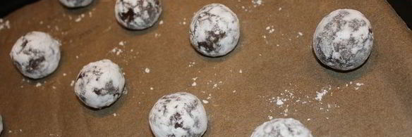 шоколадные пряники с трещинками