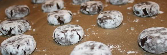 шоколадные пряники с трещинками