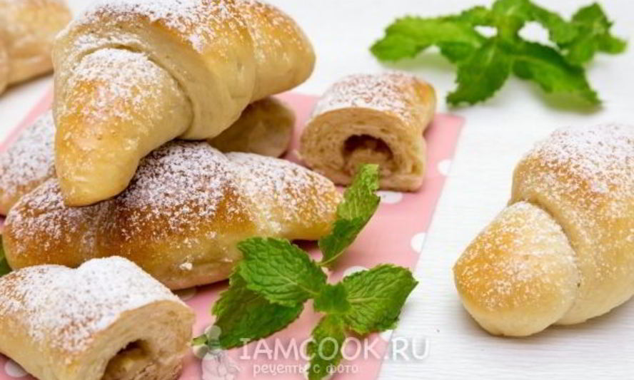 Рецепт рулетиков с марципаном и миндалем