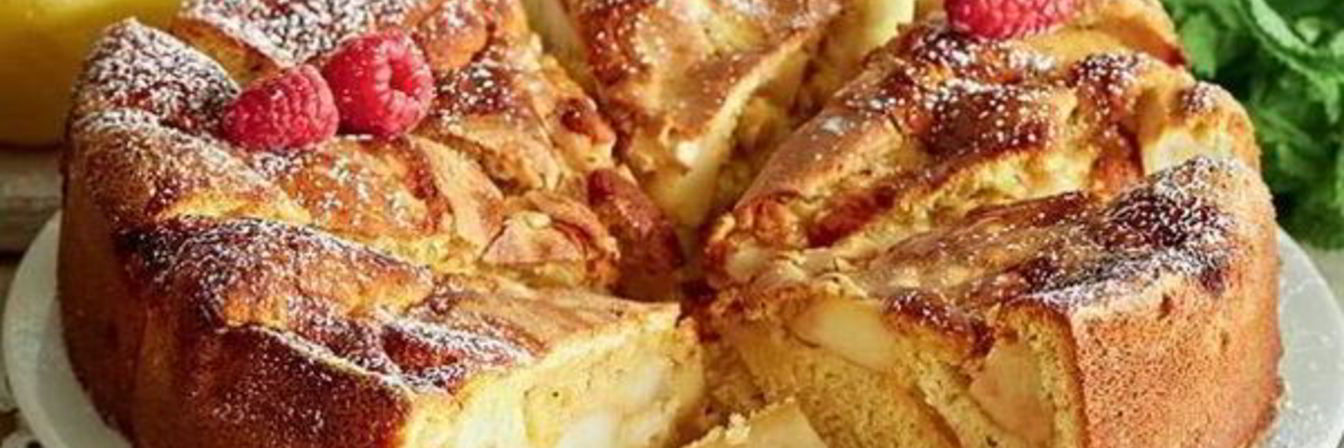 Домашняя шарлотка с яблоками в духовке